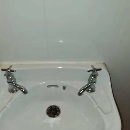 1 Bed Room Apartment アパート *